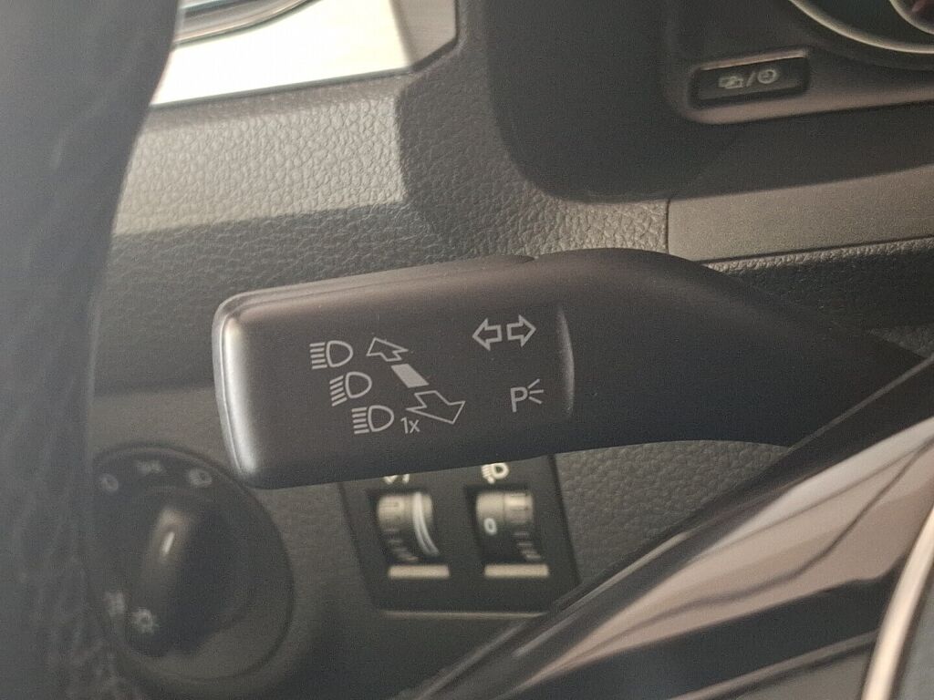 Volkswagen Caddy Maxi 2019 Ruskea (beige)