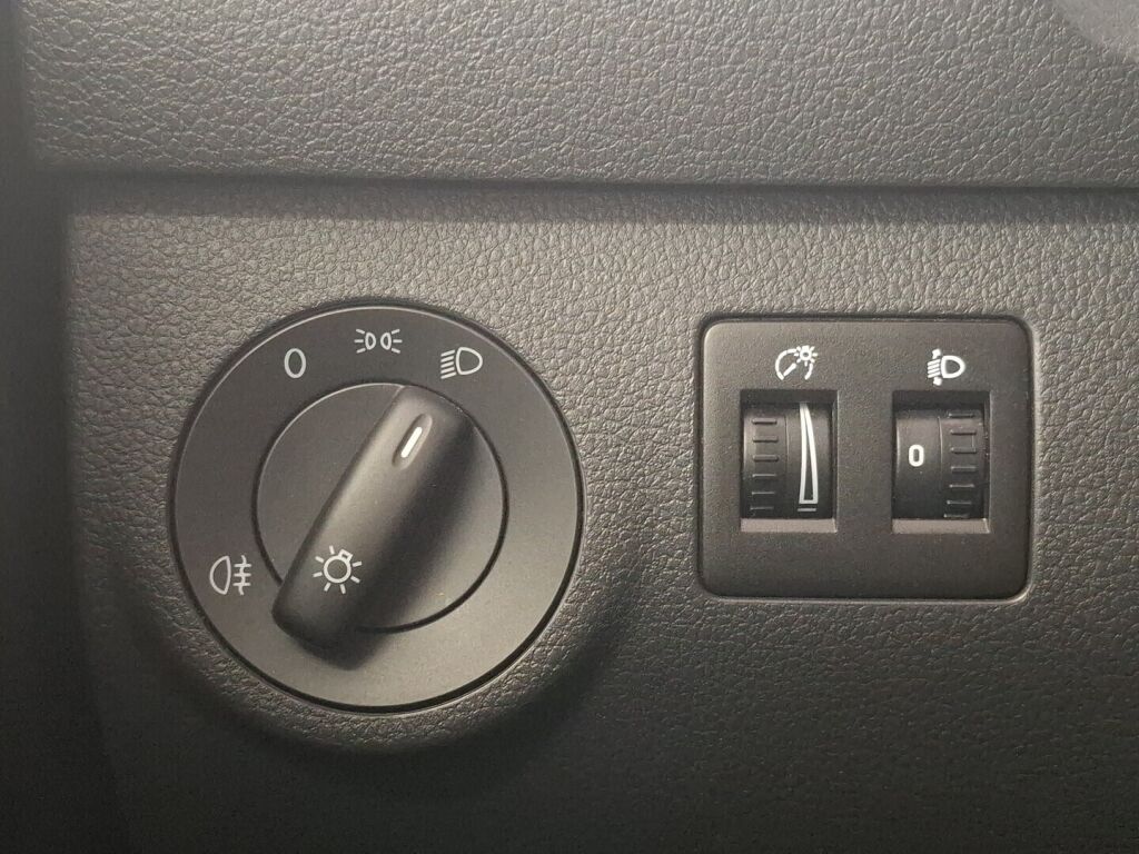 Volkswagen Caddy Maxi 2019 Ruskea (beige)