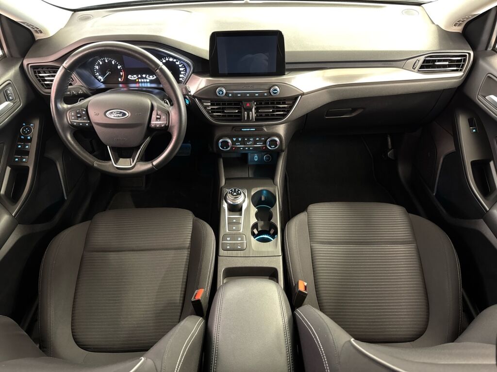 Ford Focus 2019 Sininen