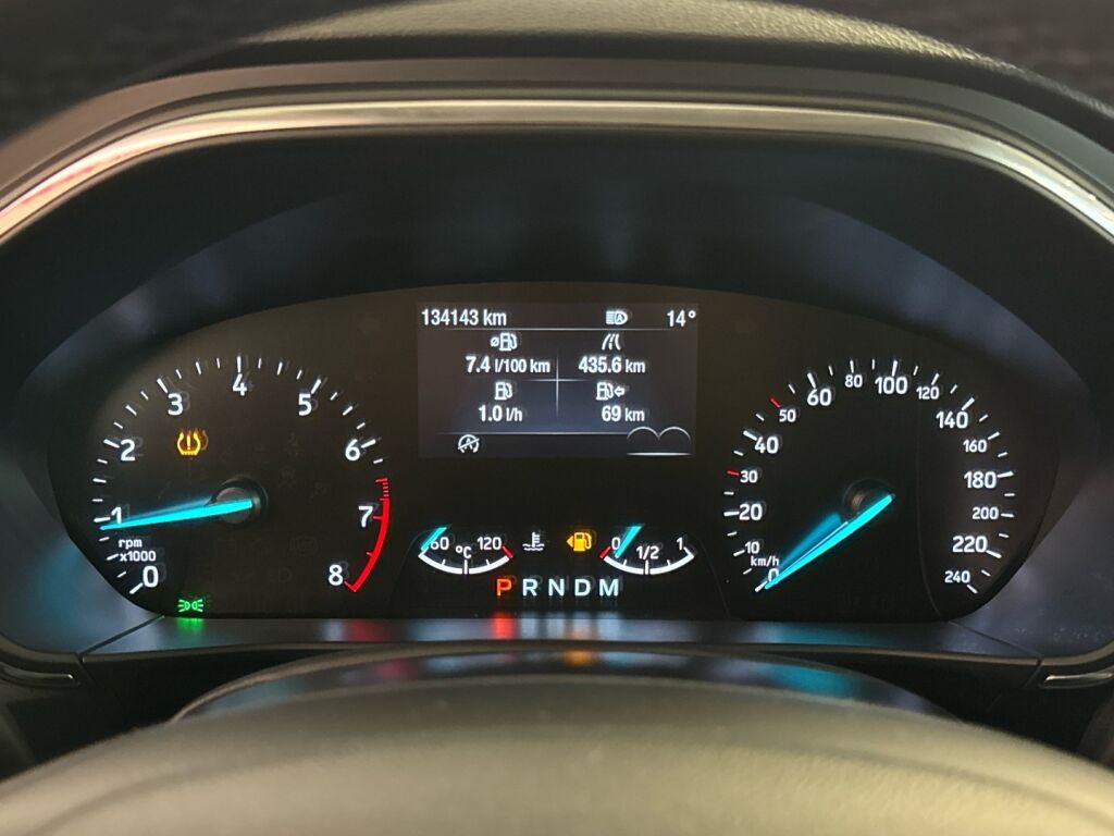 Ford Focus 2019 Sininen