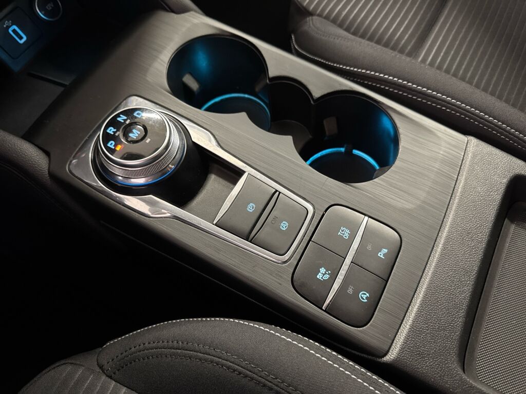 Ford Focus 2019 Sininen