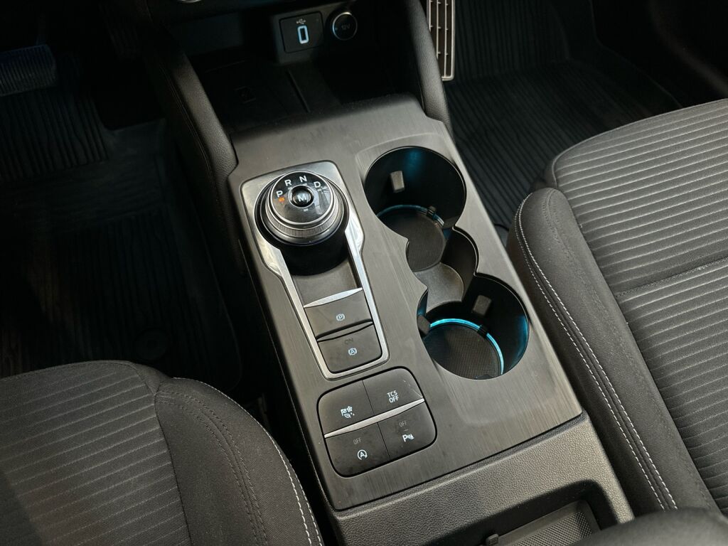 Ford Focus 2019 Sininen