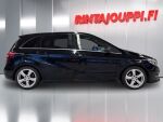 Mercedes-Benz B 2016 Musta