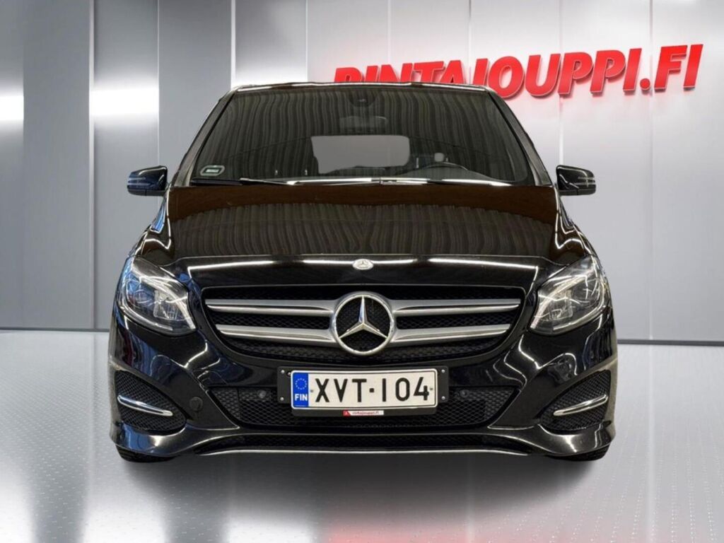 Mercedes-Benz B 2016 Musta