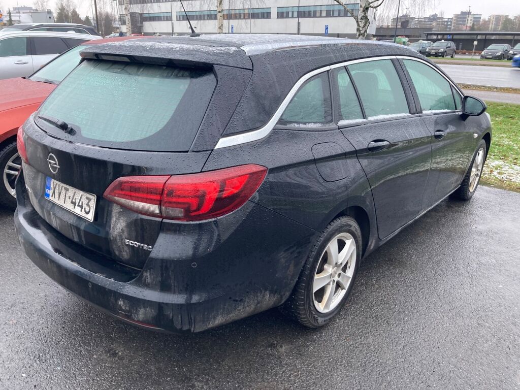 Opel Astra 2019 Metallinhohto Musta