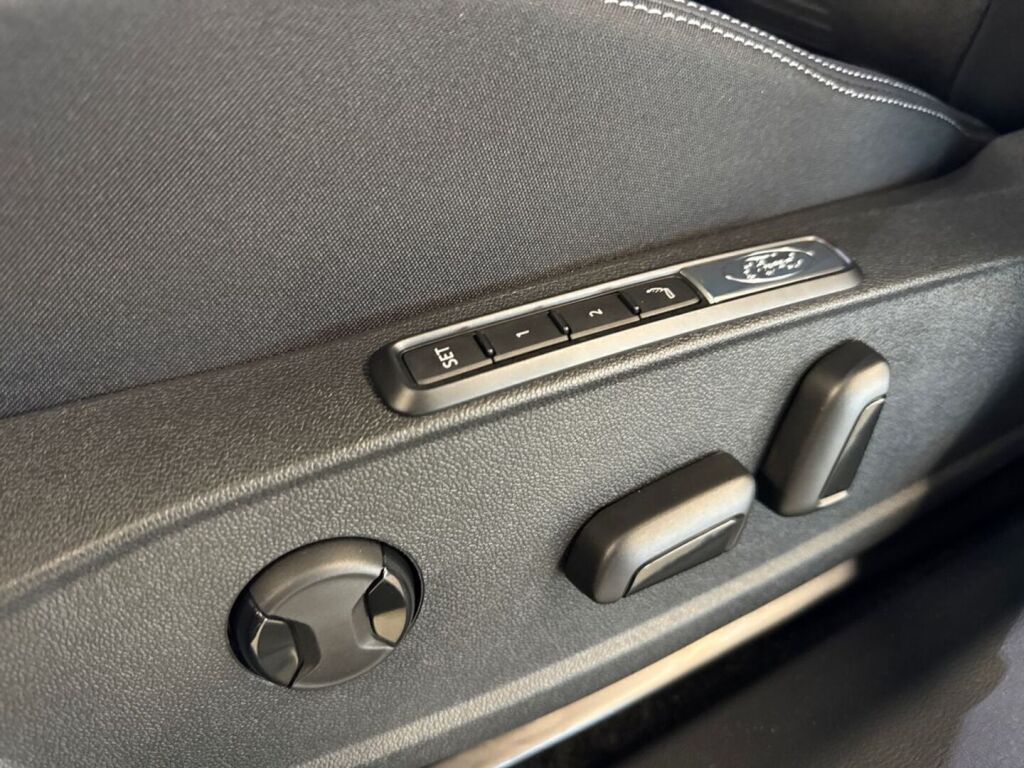 Ford Explorer 2026 Magnetic