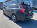 Volvo V60 2015 Musta