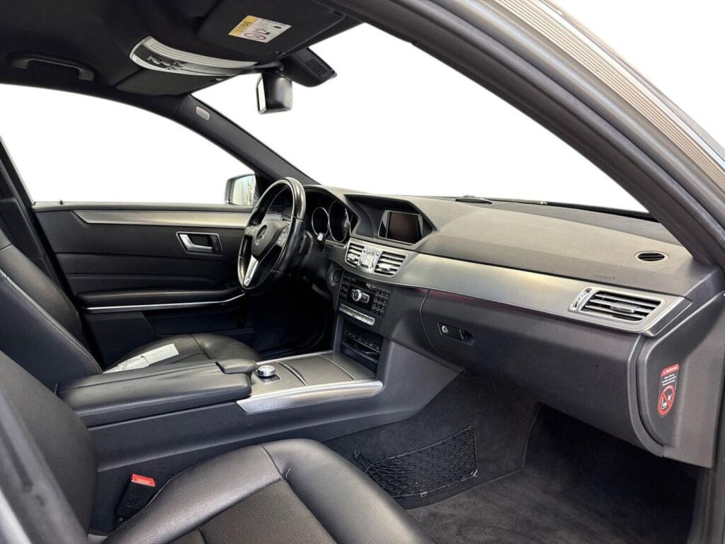 Mercedes-Benz E 2014 Harmaa