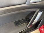 Peugeot 308 2019 Punainen