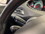 Peugeot 308 2019 Punainen