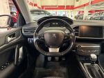 Peugeot 308 2019 Punainen