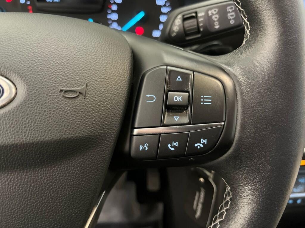 Ford Fiesta 2019 Musta