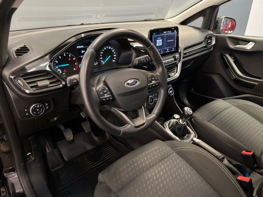 Ford Fiesta 2019 Musta