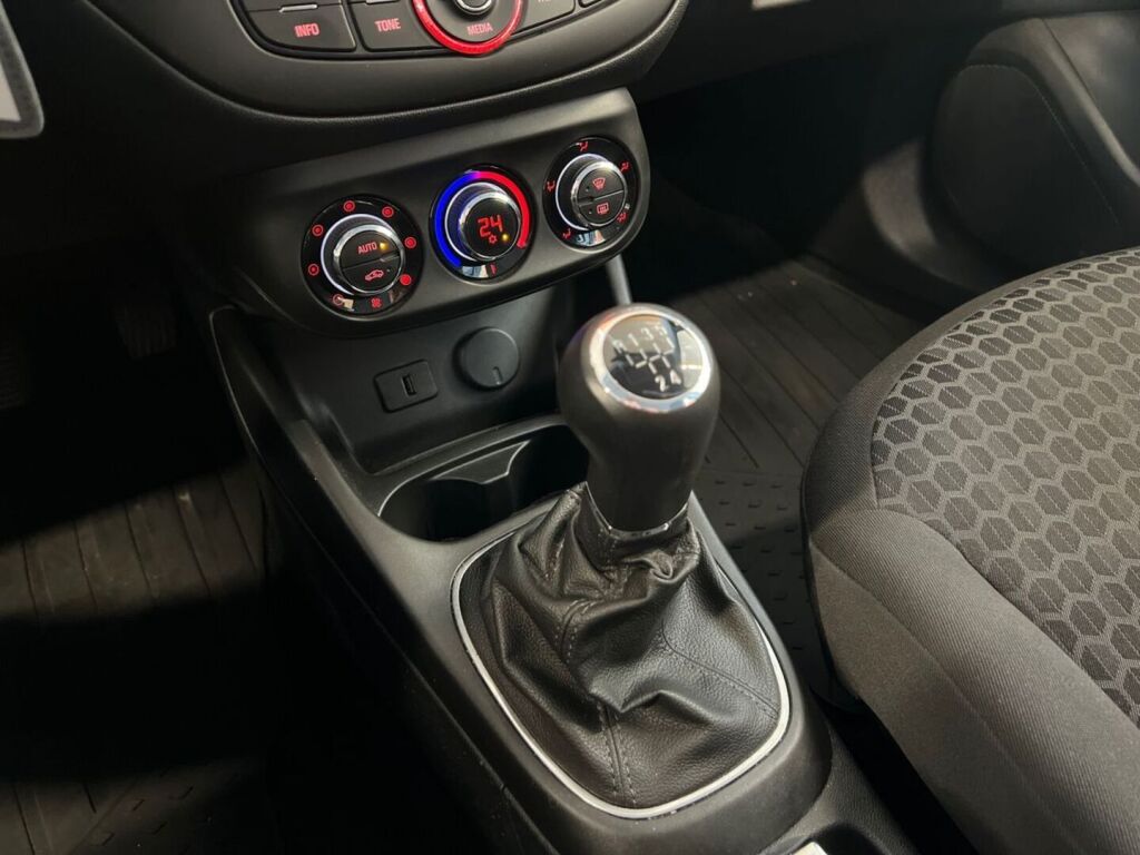 Opel Corsa 2019 Valkoinen