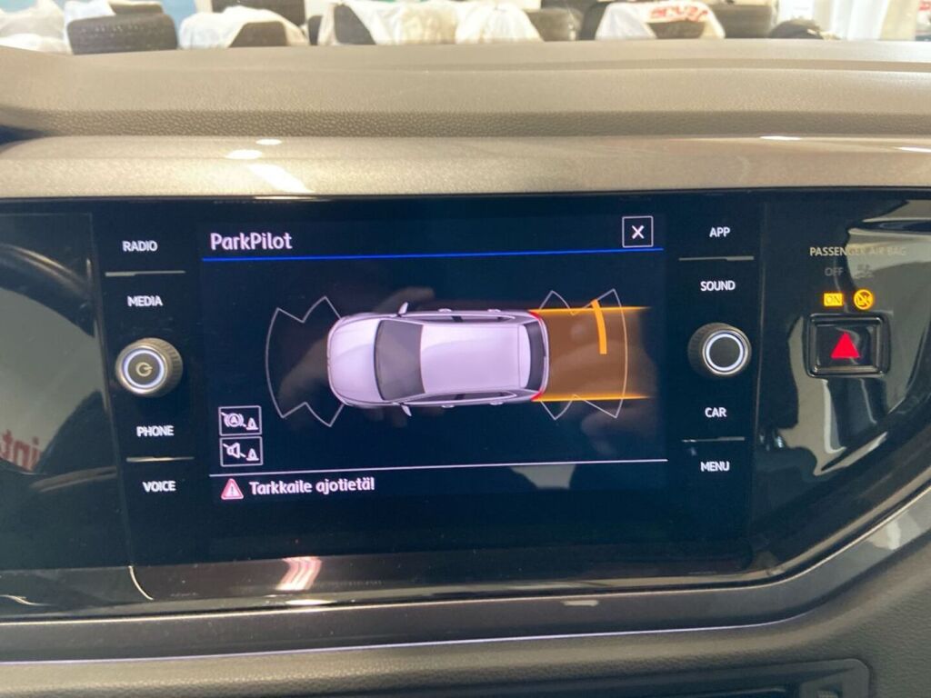 Volkswagen Polo 2019 Musta