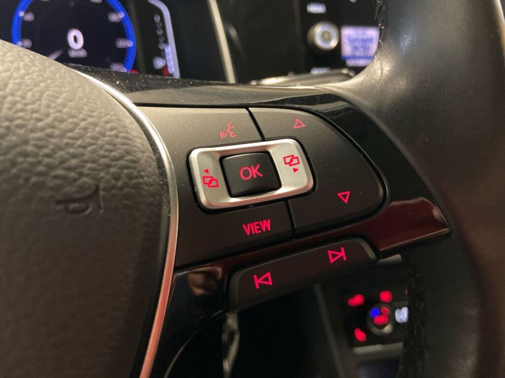 Volkswagen Polo 2019 Musta