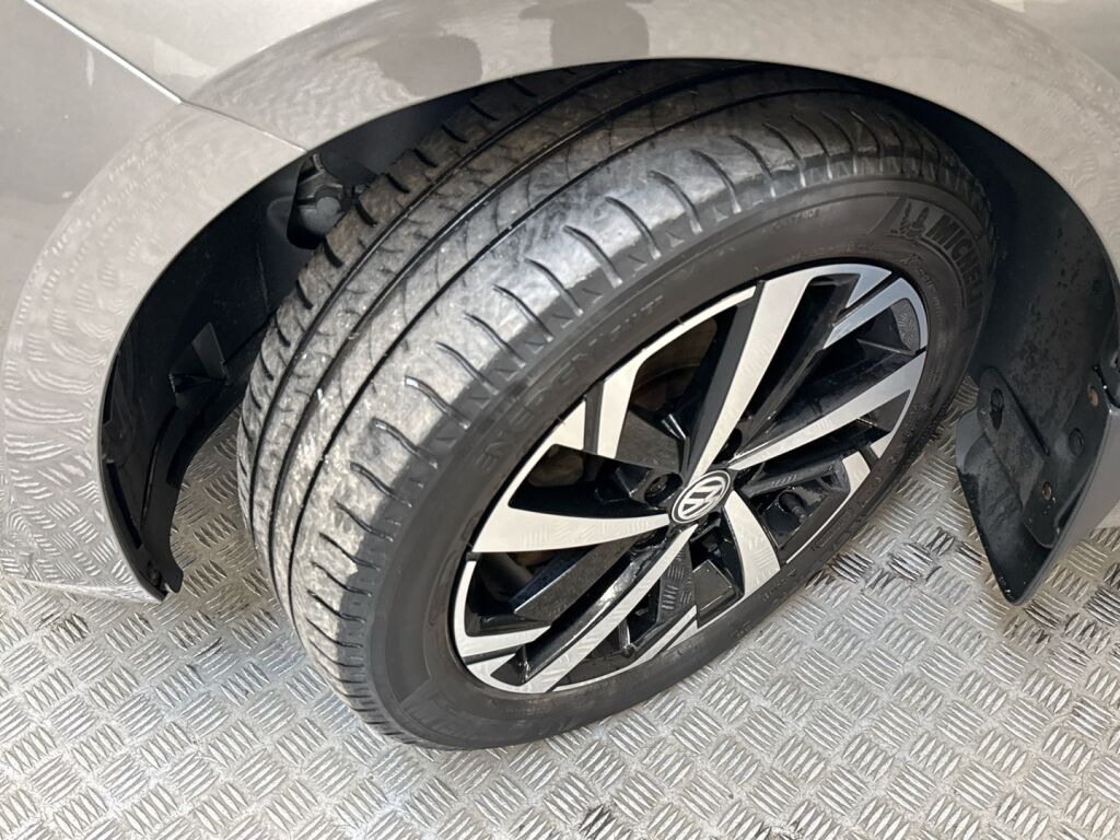 Volkswagen Polo 2019 Harmaa