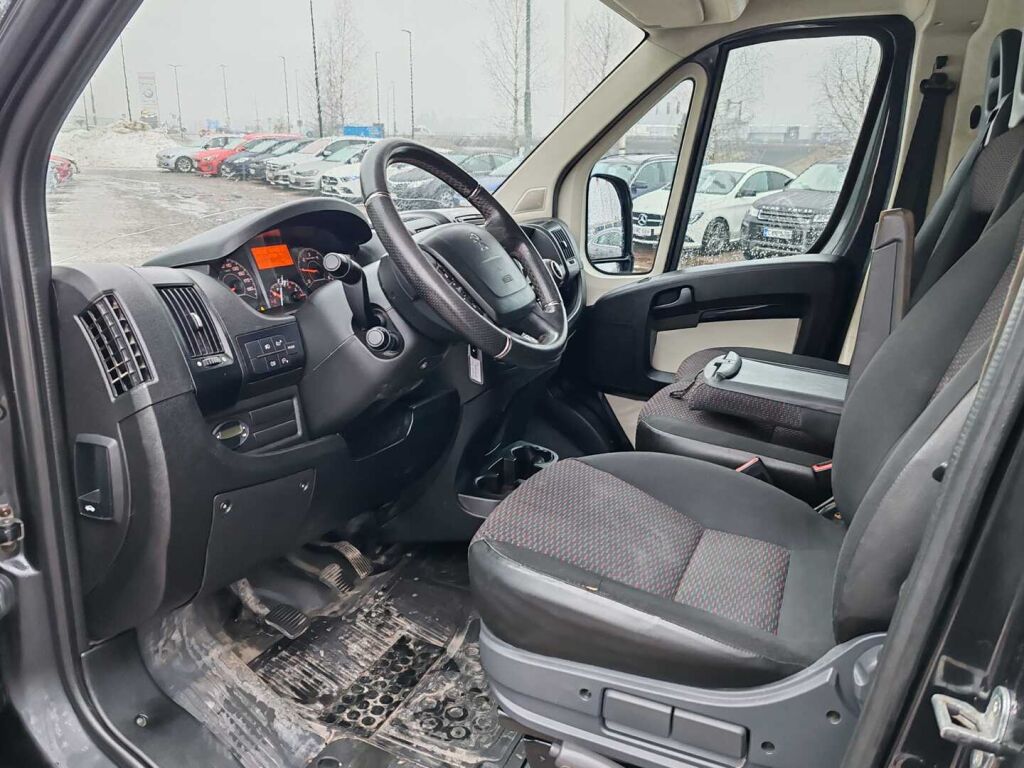 Peugeot Boxer 2019 Harmaa