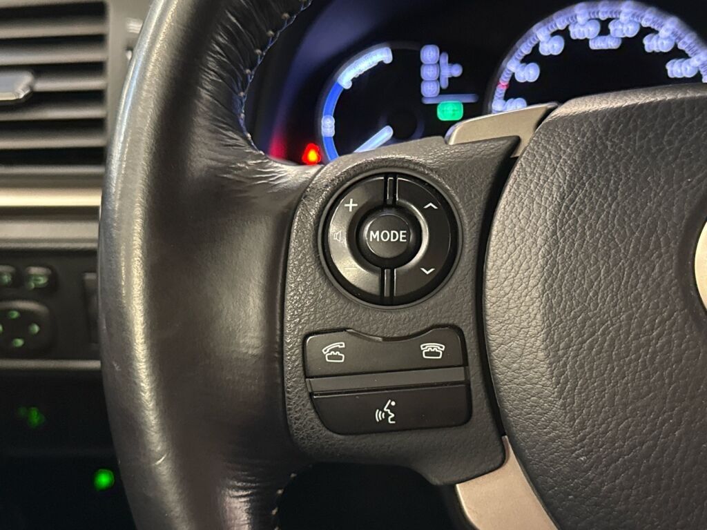 Lexus CT 2015 HH%O 79  R