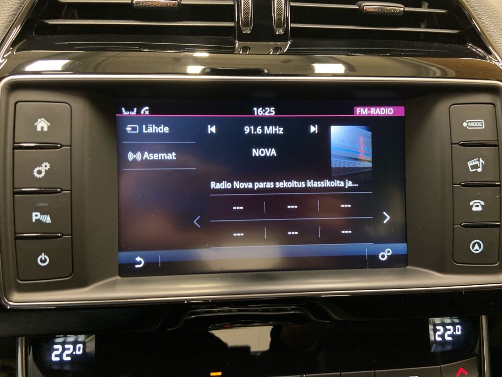 Jaguar XE 2019 Harmaa