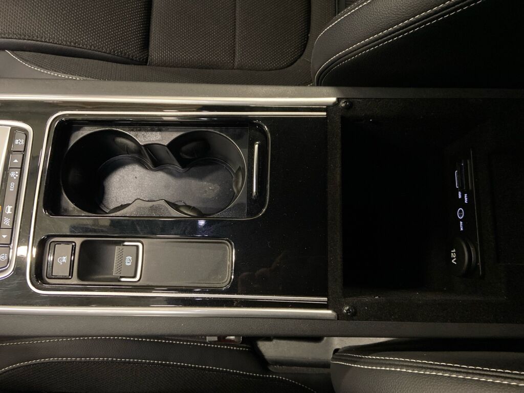 Jaguar XE 2019 Harmaa