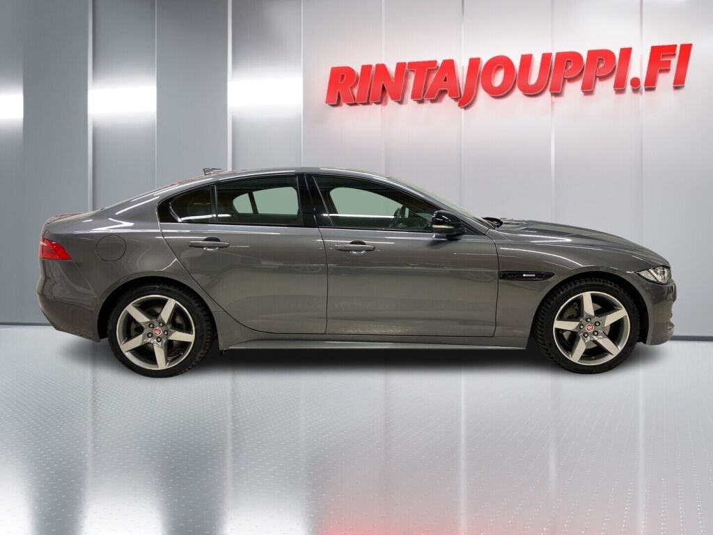 Jaguar XE 2019 Harmaa