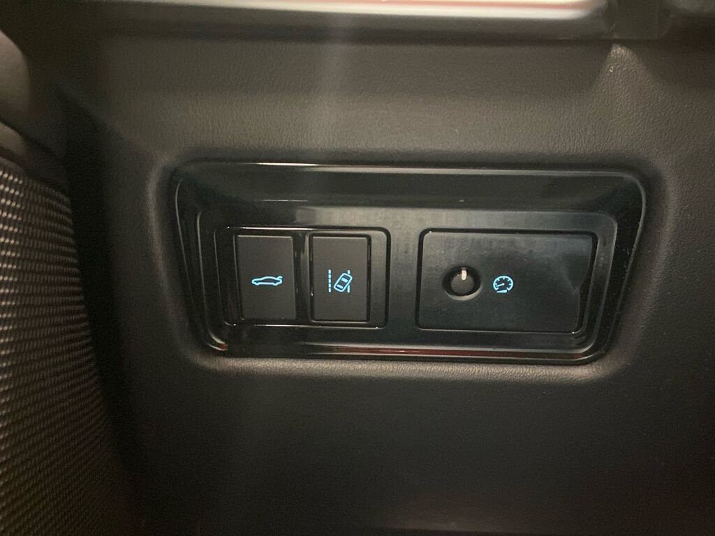 Jaguar XE 2019 Harmaa