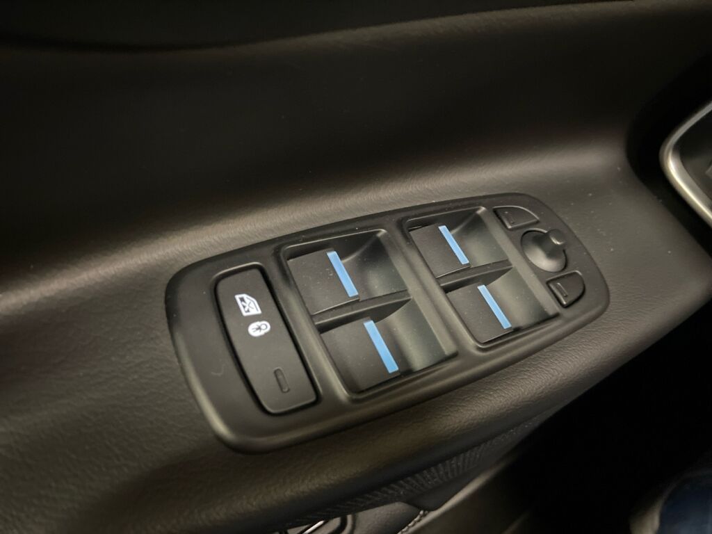 Jaguar XE 2019 Harmaa