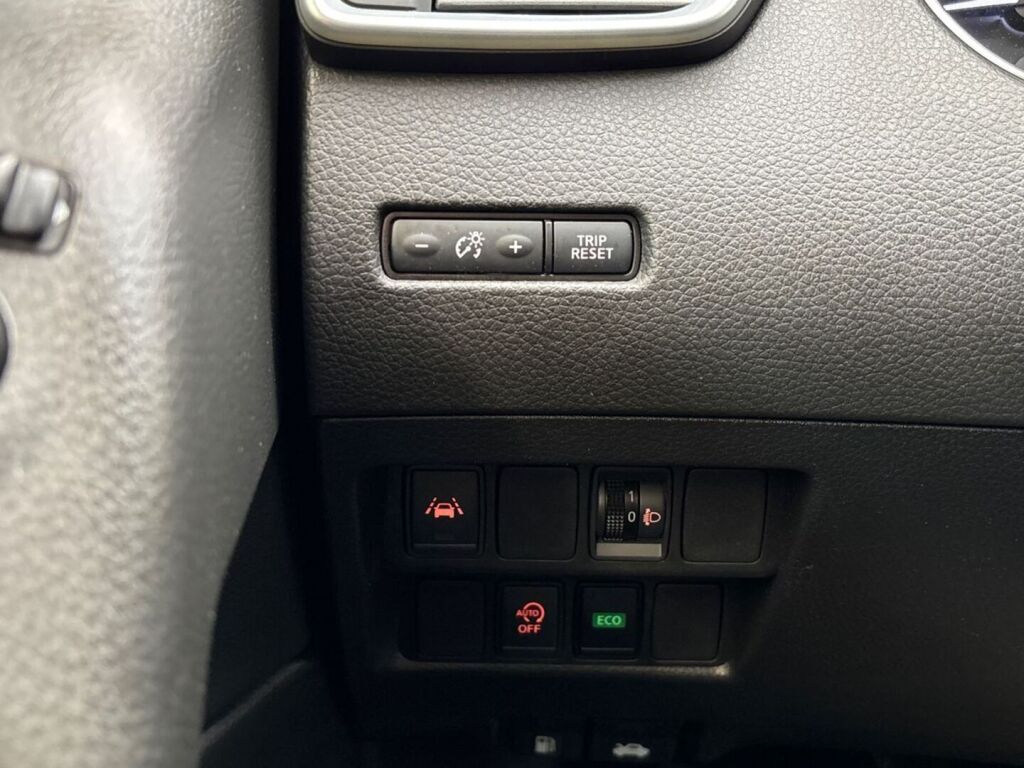 Nissan Qashqai 2019 Punainen