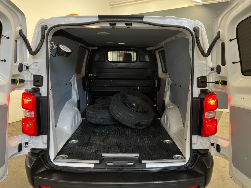 Peugeot Expert 2019 Valkoinen