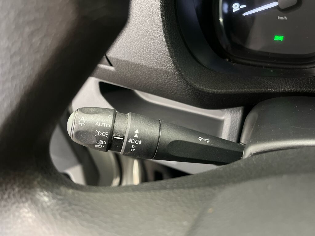 Peugeot Expert 2019 Valkoinen