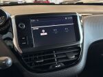 Peugeot 2008 2019 Valkoinen