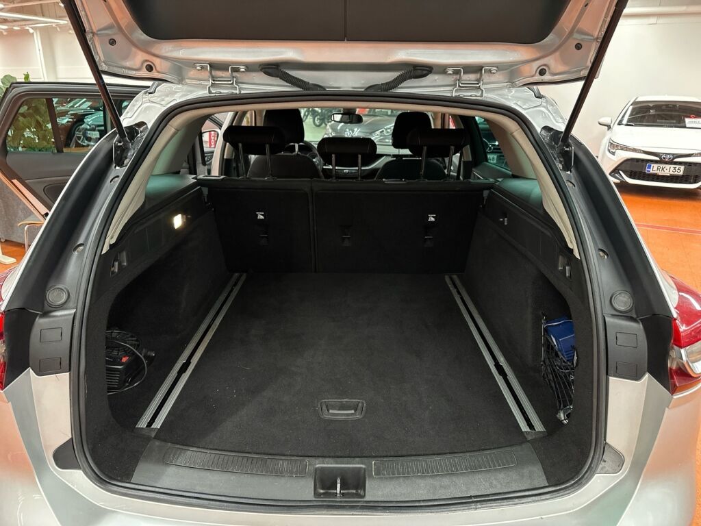 Opel Insignia 2019 Harmaa