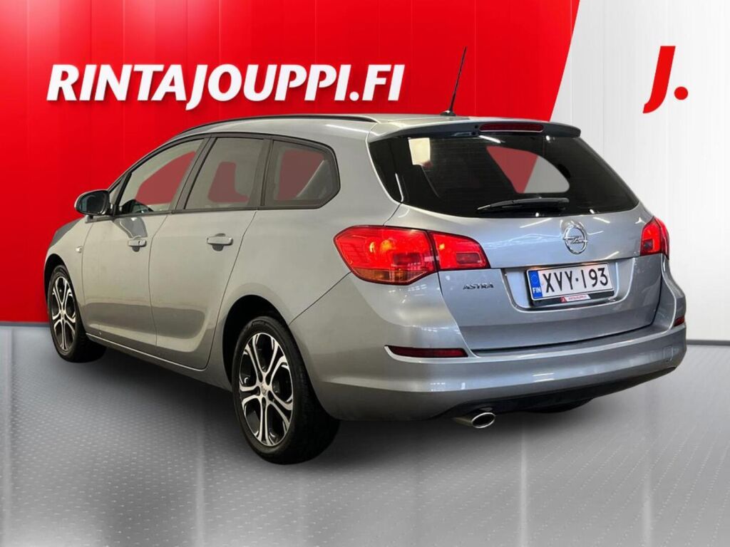 Opel Astra 2011, kuva 3/27