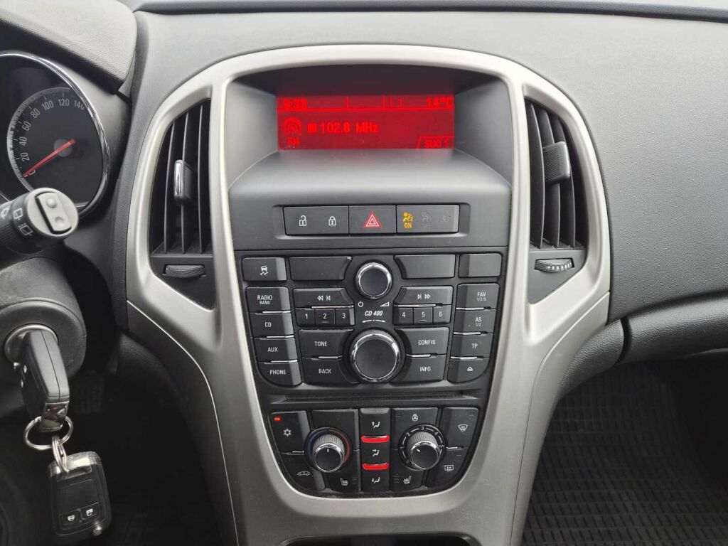 Opel Astra 2011 Harmaa
