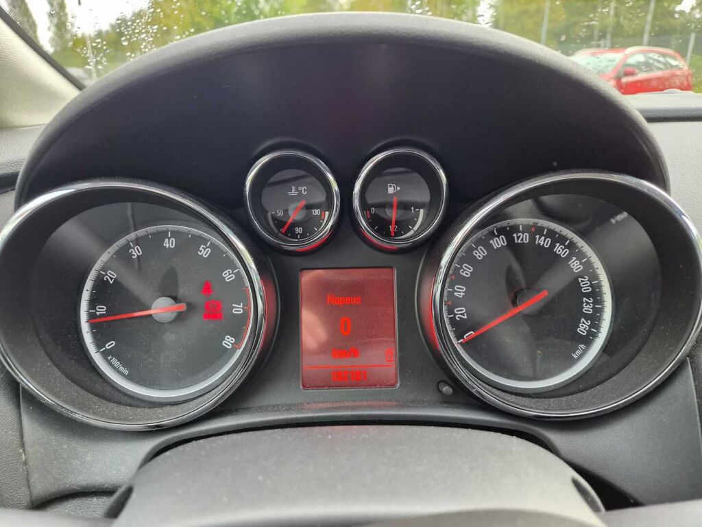 Opel Astra 2011 Harmaa