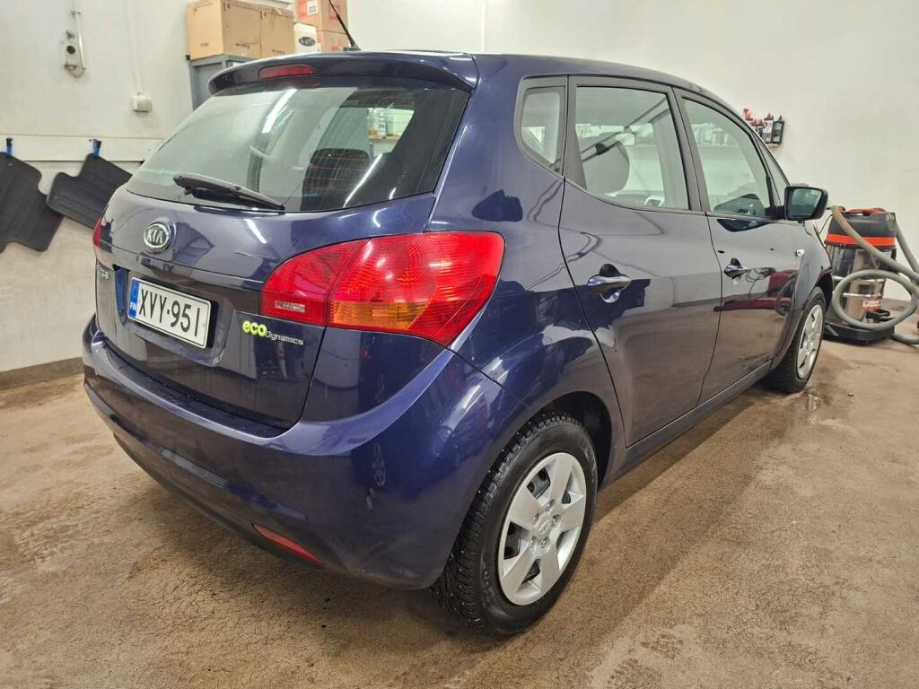Kia Venga 2011 Sininen