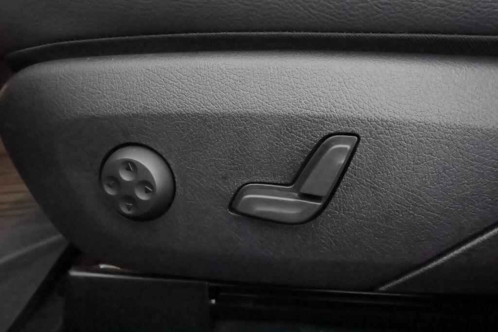 Mercedes-Benz EQE 2023 Harmaa