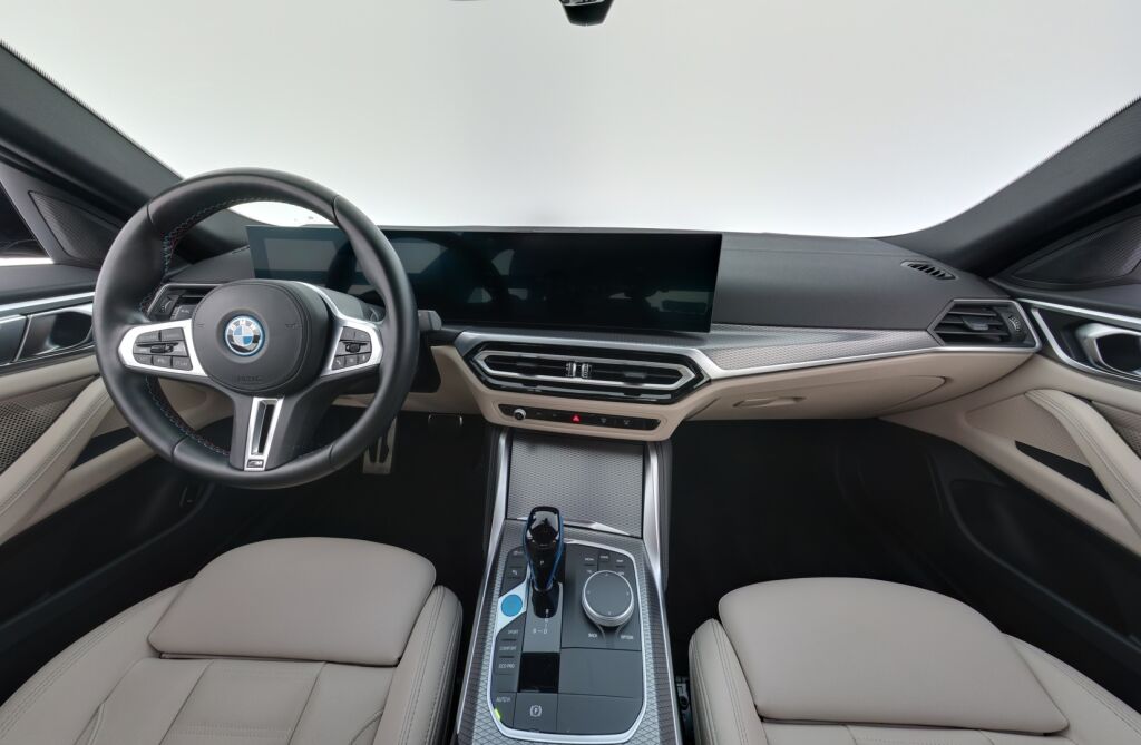 BMW I4 M50 2023 Vihreä
