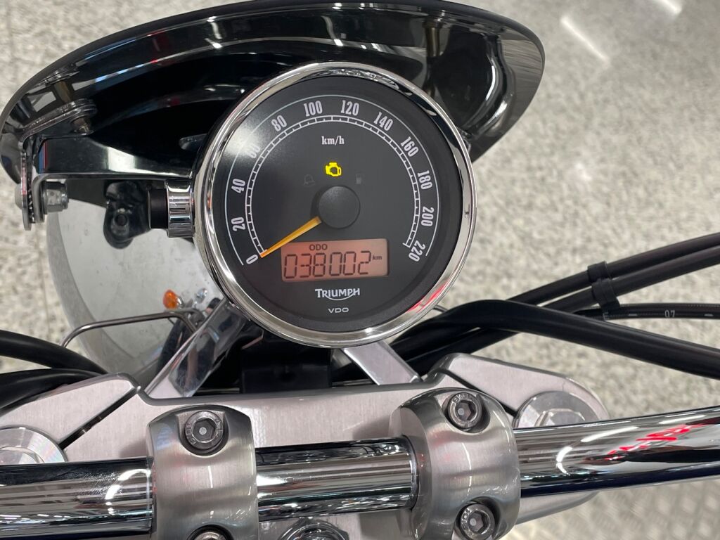 Triumph AMERICA 2010 