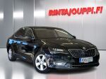 Skoda Superb 2019 Musta