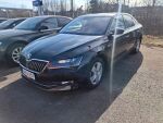 Skoda Superb 2019 Musta