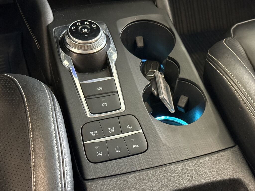 Ford Focus 2019 Musta