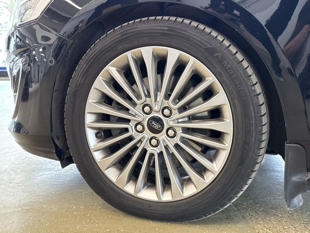 Ford Focus 2019 Musta