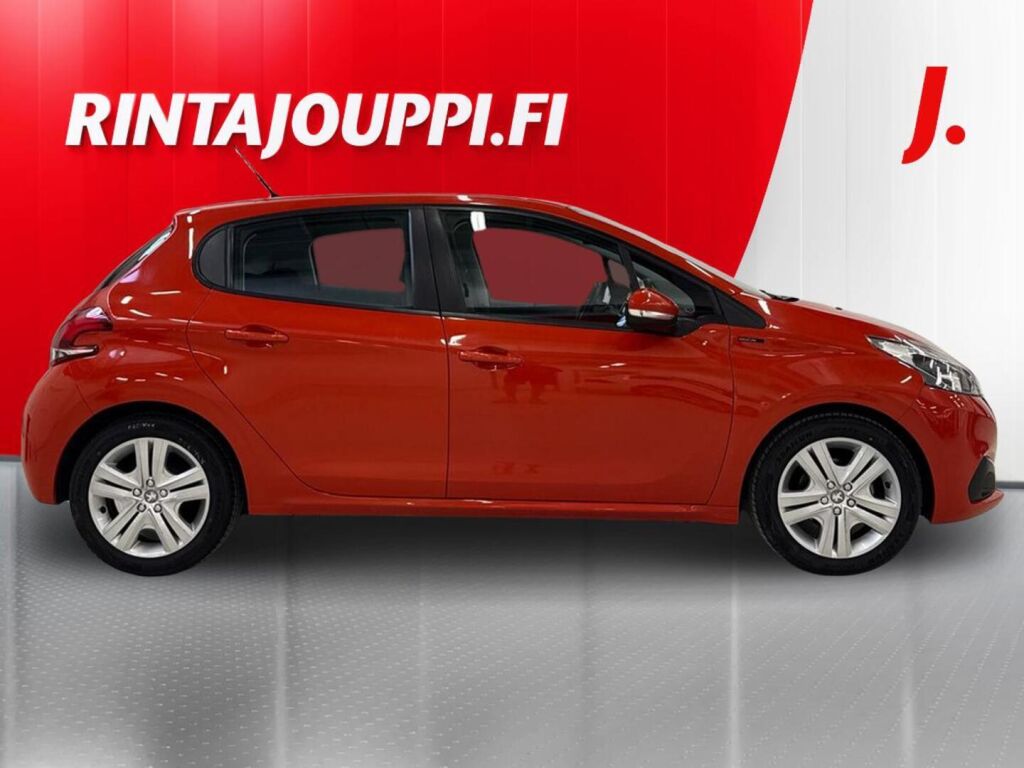 Peugeot 208 2019 Oranssi