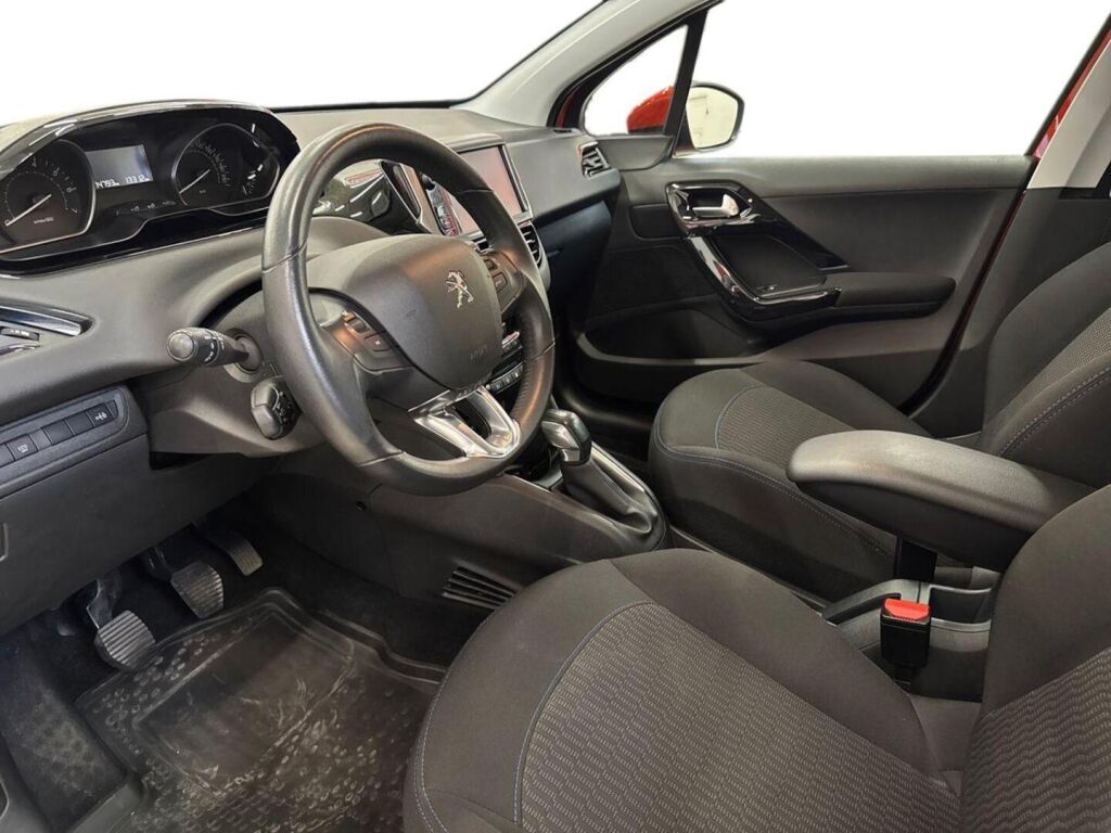 Peugeot 208 2019 Oranssi