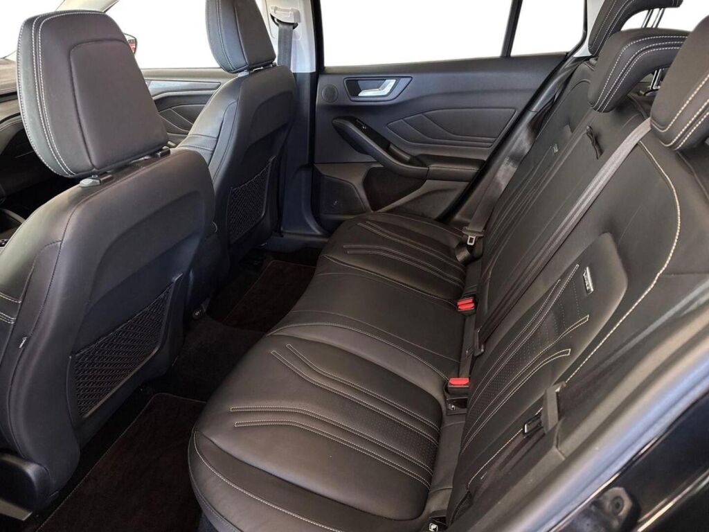 Ford Focus 2019 Musta