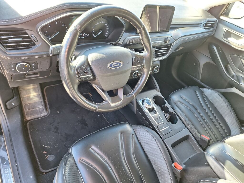 Ford Focus 2019 Musta