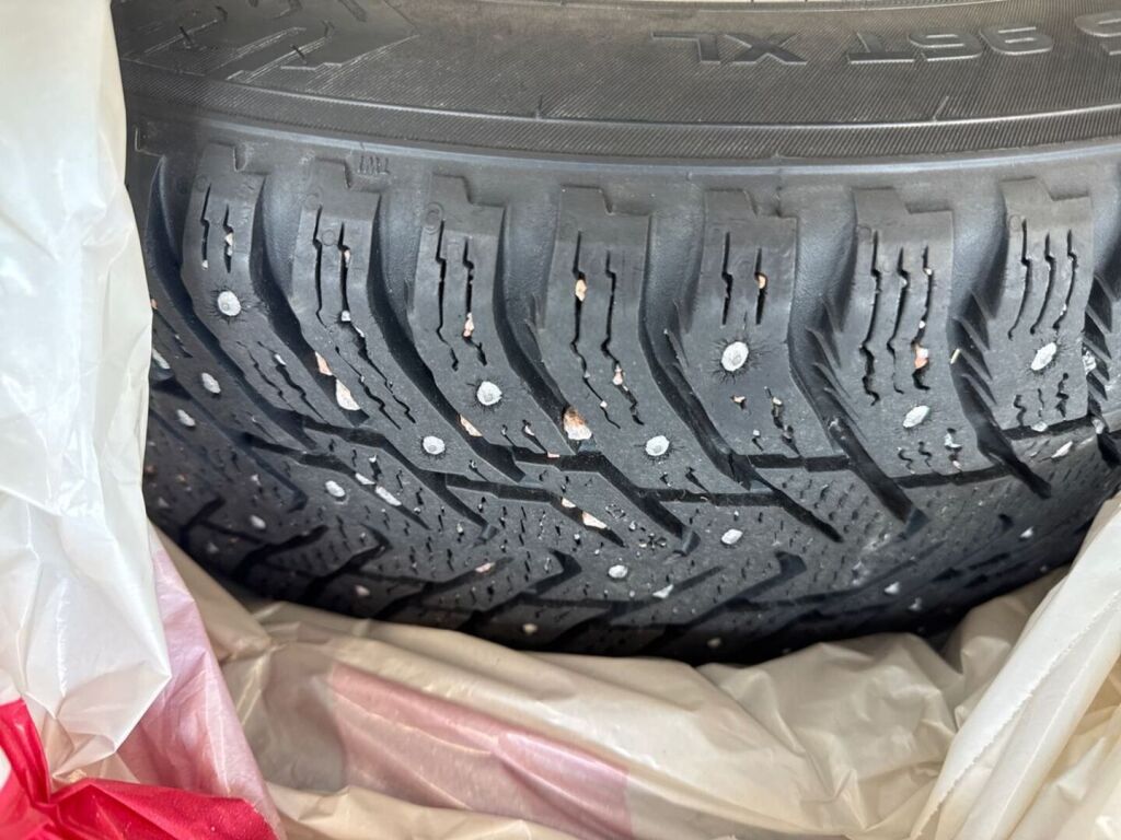 Kia Niro 2019 Metallinhohto Punainen