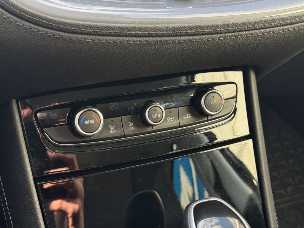 Opel Grandland X 2019 Musta